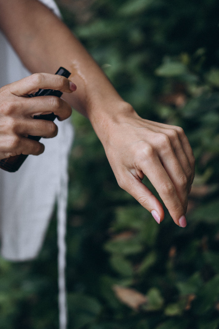 Kavurucu Sıcaklarda Yağ Bazlı Peeling: Neden Tam Şimdi Gerekli?&nbsp;